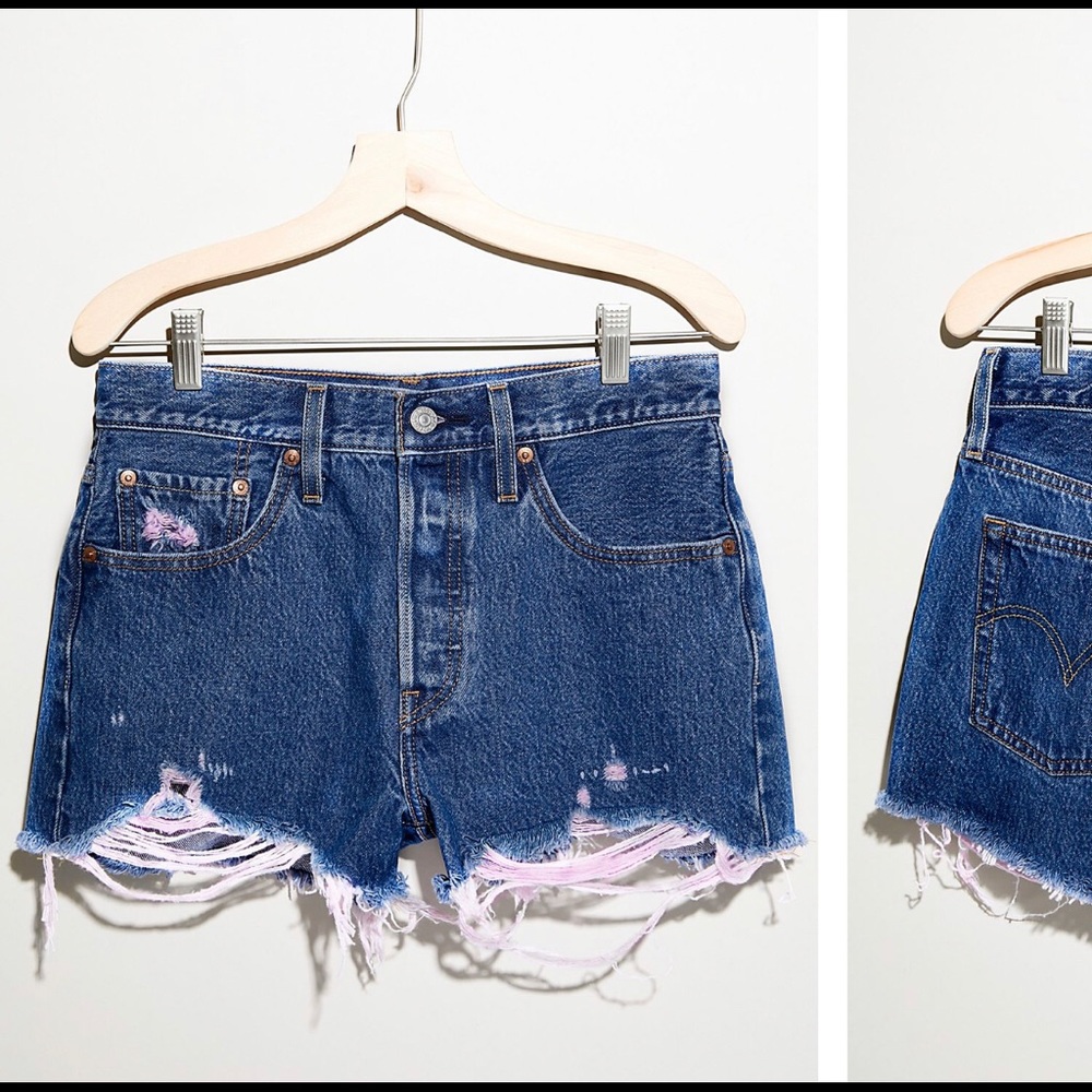 Levi’s High Rise shorts